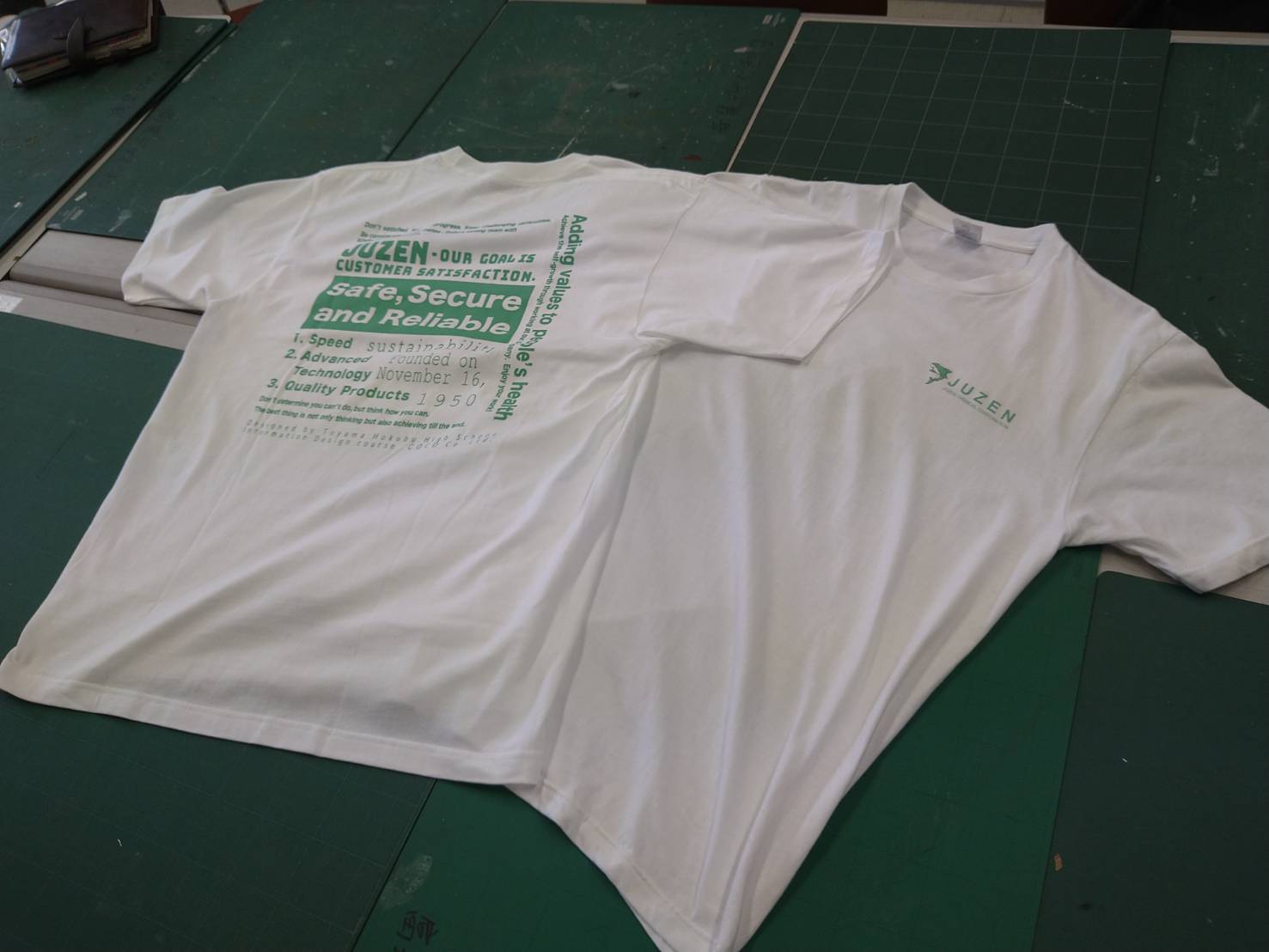 230531_コラボTシャツ_1